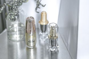 产品摄影与广告设计 如何让化妆品瓶和护肤瓶闪耀市场